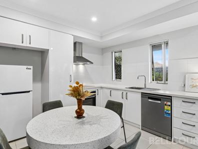 1/124 First Avenue, Bassendean WA 6054