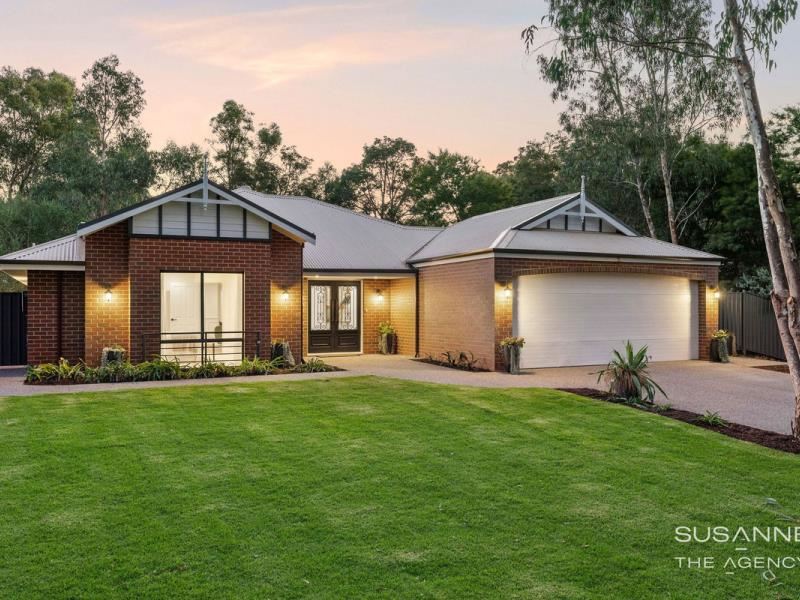 30 Wheelwright Road, Lesmurdie WA 6076