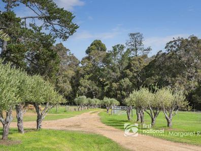 38 Barrett Road, Rosa Brook WA 6285