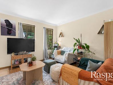 4 Hatch Place, Bibra Lake WA 6163