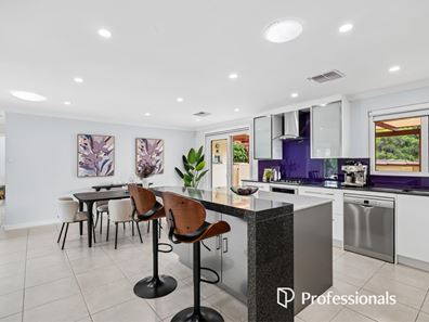 19 Standing Road, Lesmurdie WA 6076