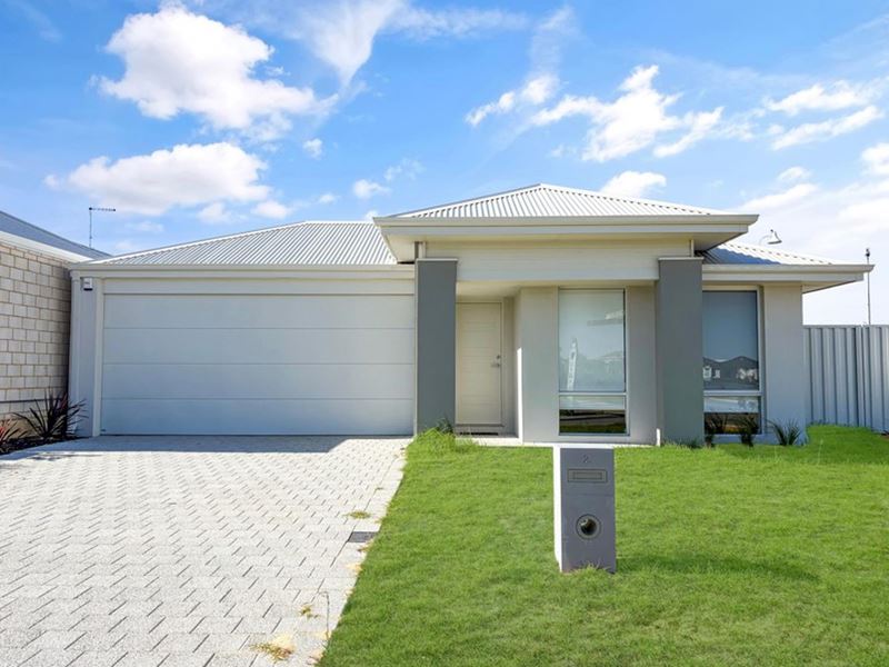 2 Tarcoola Grove, Eglinton WA 6034