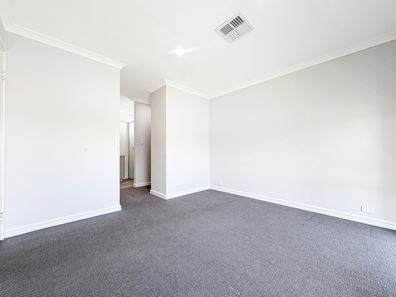 2 Tarcoola Grove, Eglinton WA 6034