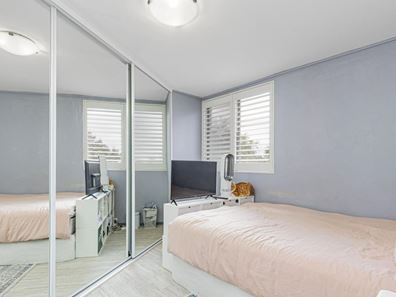 20w/24 Pearson  Street, Churchlands WA 6018