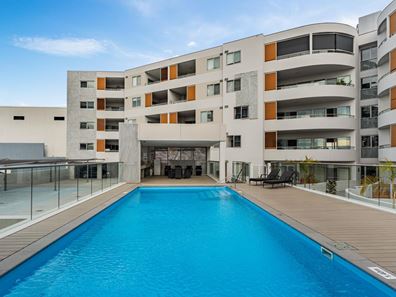 2/2 Rowe Avenue, Rivervale WA 6103