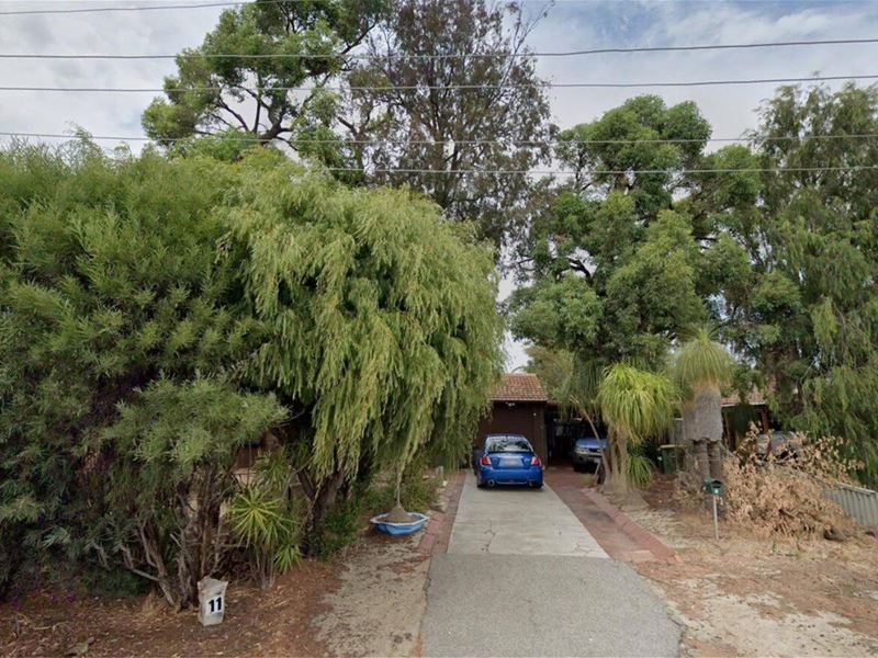11 Diosma Way, Forrestfield WA 6058