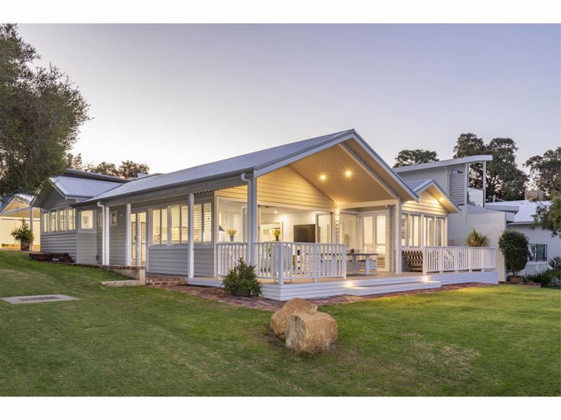 17 Thurstun Lane, Dunsborough WA 6281
