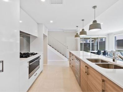 C/32 PORTREE WAY, Ardross WA 6153