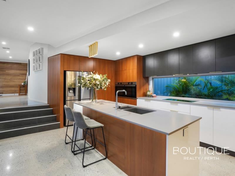 43 Burroughs Road, Karrinyup WA 6018