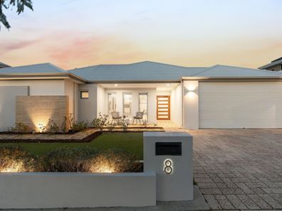 8 Jayes Road, Piara Waters WA 6112