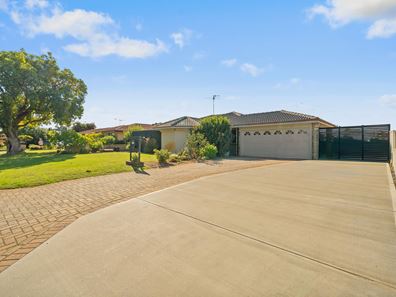 8 Erica Street, Coodanup WA 6210