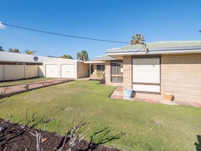 62 Council Avenue, Rockingham WA 6168