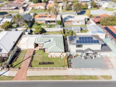 62 Council Avenue, Rockingham WA 6168