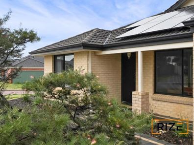 6 Compar Road, Banksia Grove WA 6031