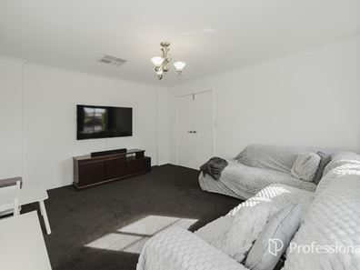 9 Everard Avenue, Ellenbrook WA 6069