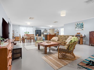 5 Tamarisk Way, Woorree WA 6530