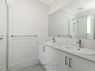 Room/2  56A Somers Street, Belmont WA 6104