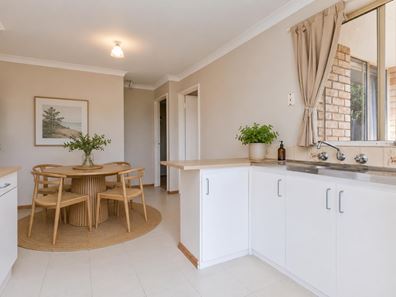 11 Mandoo Road, Shoalwater WA 6169