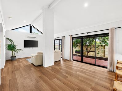 222A Alice Street, Doubleview WA 6018