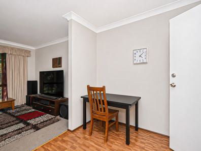 4 Redross Court, Armadale WA 6112