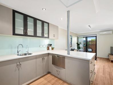 6/105 Washington Street, Victoria Park WA 6100