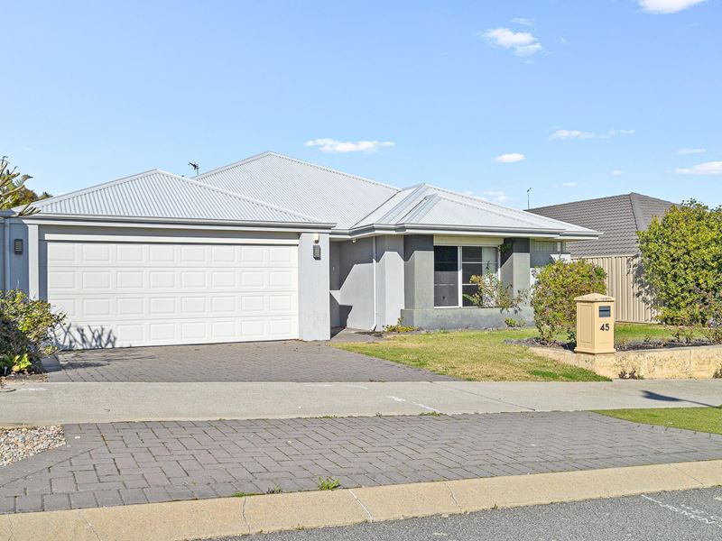 45 Broadmoor Loop, Meadow Springs WA 6210