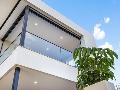 11 Bartlett Crescent, Karrinyup WA 6018