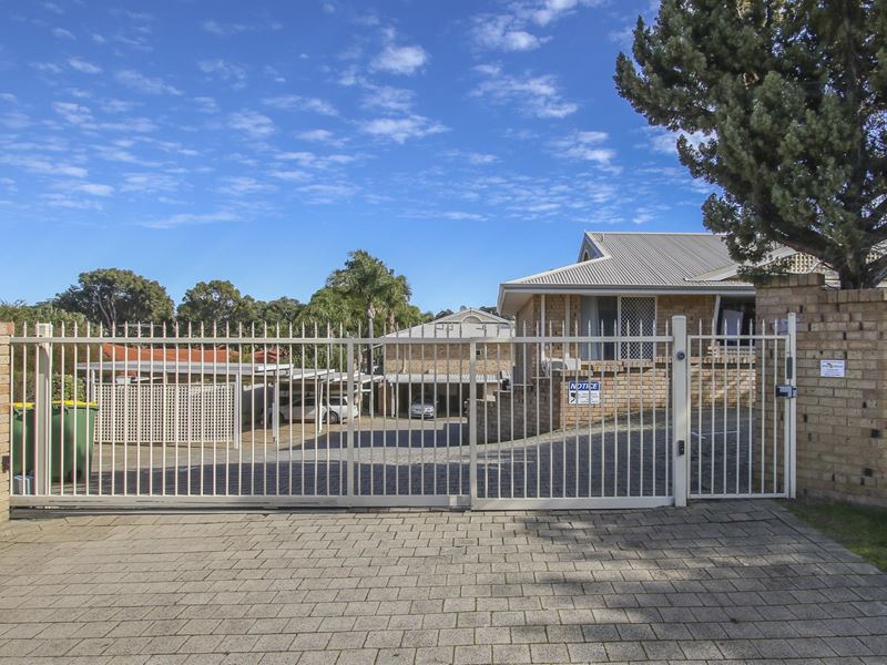 36/2 Pinewood Avenue, Kardinya