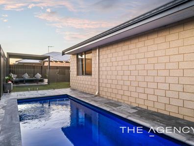 8 Mangrove Street, Treeby WA 6164