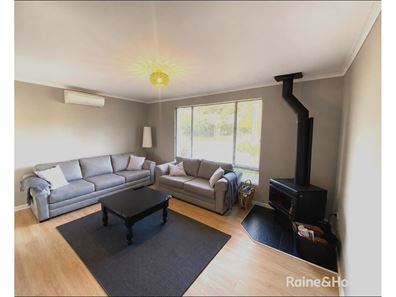 36 Flemington Street, Orana WA 6330