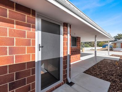 2a/22 Old Pinjarra Road, Greenfields WA 6210