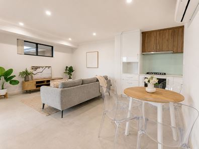8/10 Trink Street, Cloverdale WA 6105