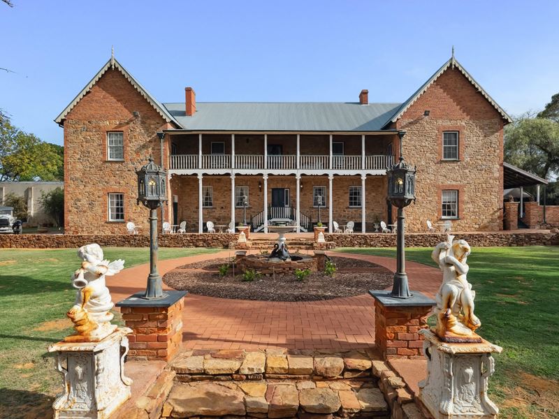 24 Grey Street, York WA 6302
