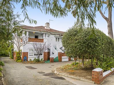 2/59 Stirling Highway, Nedlands WA 6009