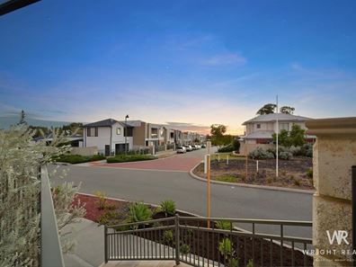 50 Rosso Meander, Woodvale WA 6026