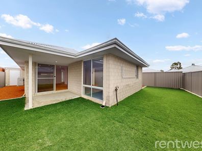 16 Earls Wy, South Yunderup WA 6208