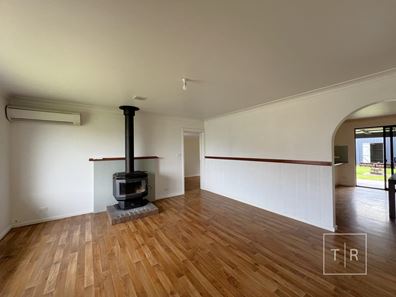 4 Whitegum Avenue, Castletown WA 6450