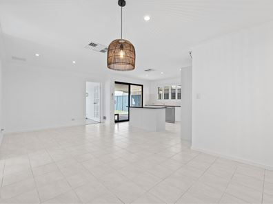 15 Pavonia Parade, Baldivis WA 6171