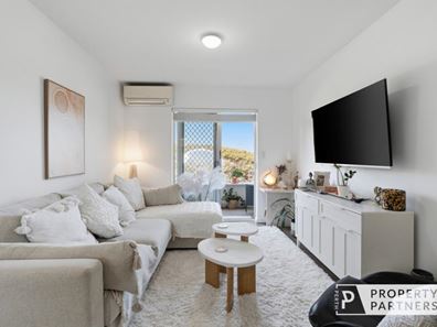 6/52 Sackville Terrace, Scarborough WA 6019