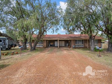 9A & 9B Eastwell Road, Australind WA 6233