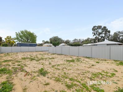 39 Myles Road, Swan View WA 6056