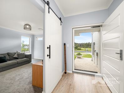 2 Milsom Approach, Dalyellup WA 6230
