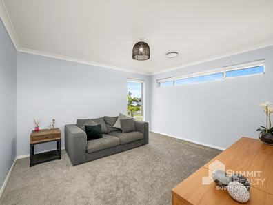 2 Milsom Approach, Dalyellup WA 6230