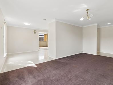 30 Barlee Way, Beechboro WA 6063