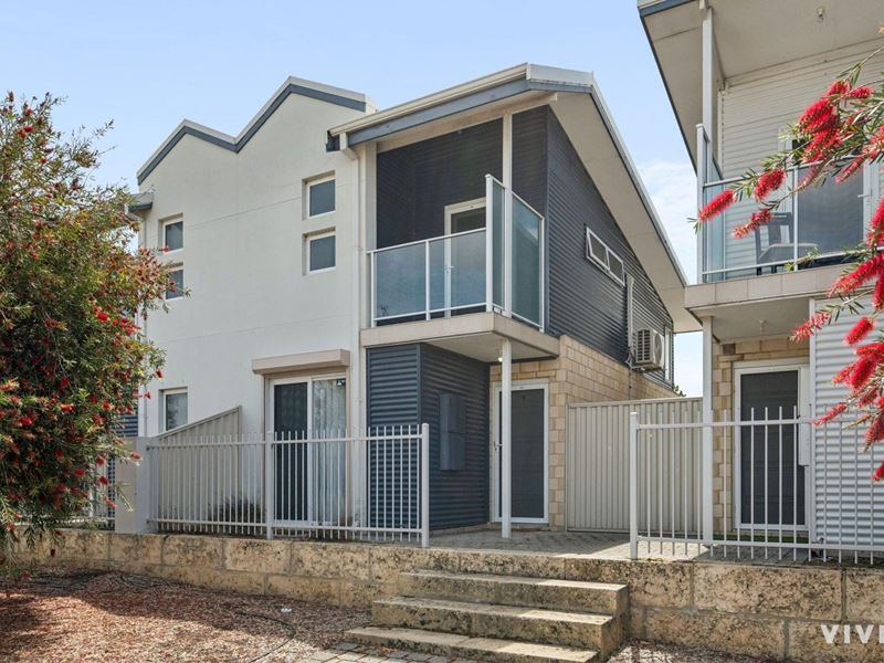 9/1 Positano Crescent, Yangebup WA 6164