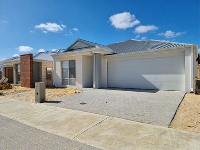 39 Sangria Boulevard, Southern River WA 6110