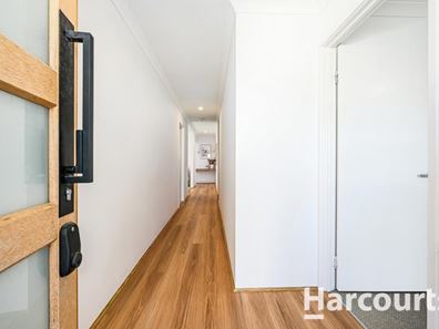 13 Lipson Way, Eglinton WA 6034