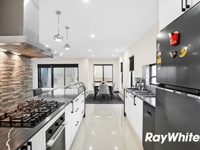 19A Peak View, Ballajura WA 6066