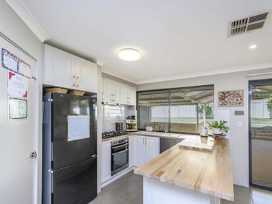 1 Lefroy Street, Gingin WA 6503