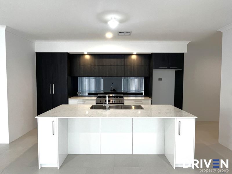 13 Hopetoun Drive, Eglinton WA 6034